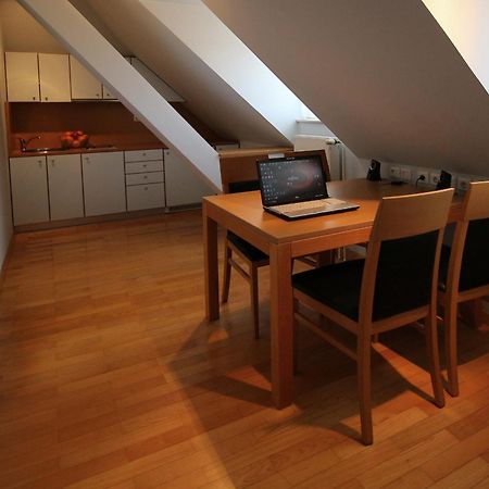 Apartments Villa Boltez Kranj Quarto foto