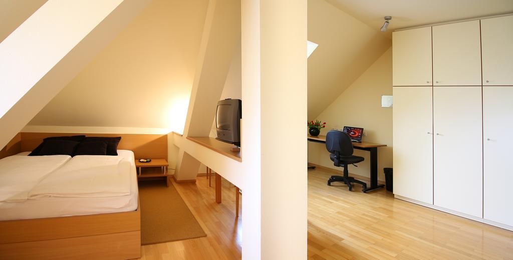 Apartments Villa Boltez Kranj Quarto foto
