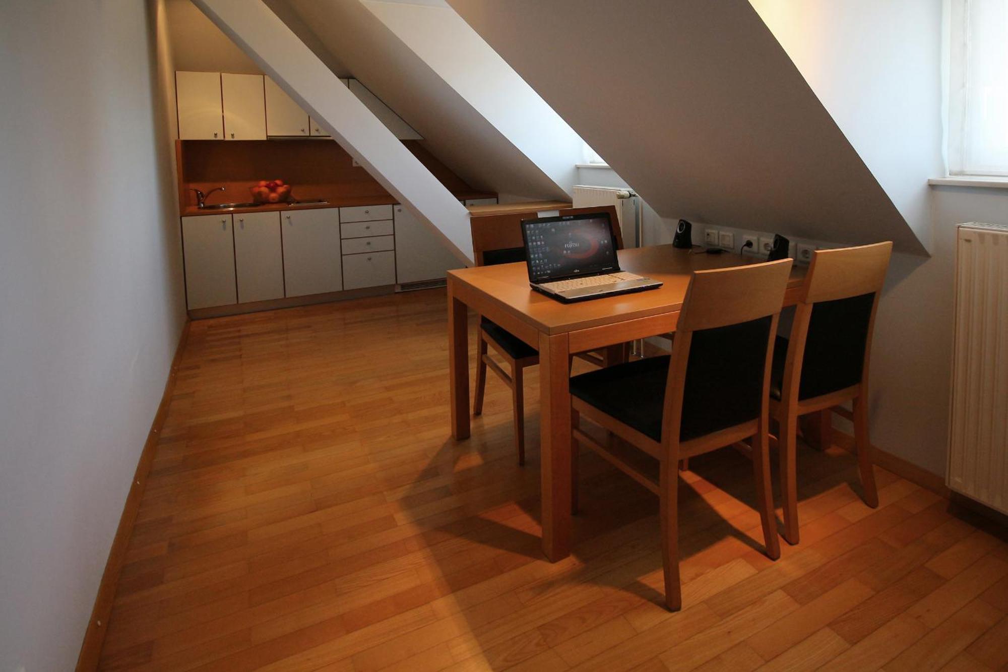 Apartments Villa Boltez Kranj Quarto foto
